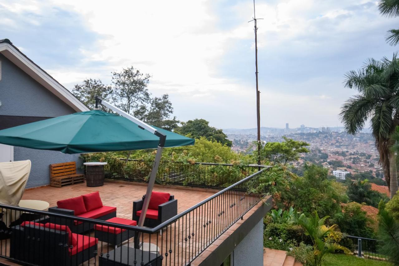 Pangolin Nest Boutique Hotel Kampala Exterior photo